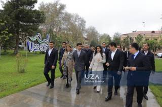 BMT turizm tashkiloti bosh kotibi Samarqandda bo‘ldi