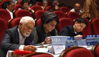 Havaskorlarning chiqishlarini professional aktyorlar baholadi