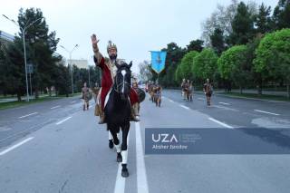 Регистондан Кўксаройгача тантанали юриш