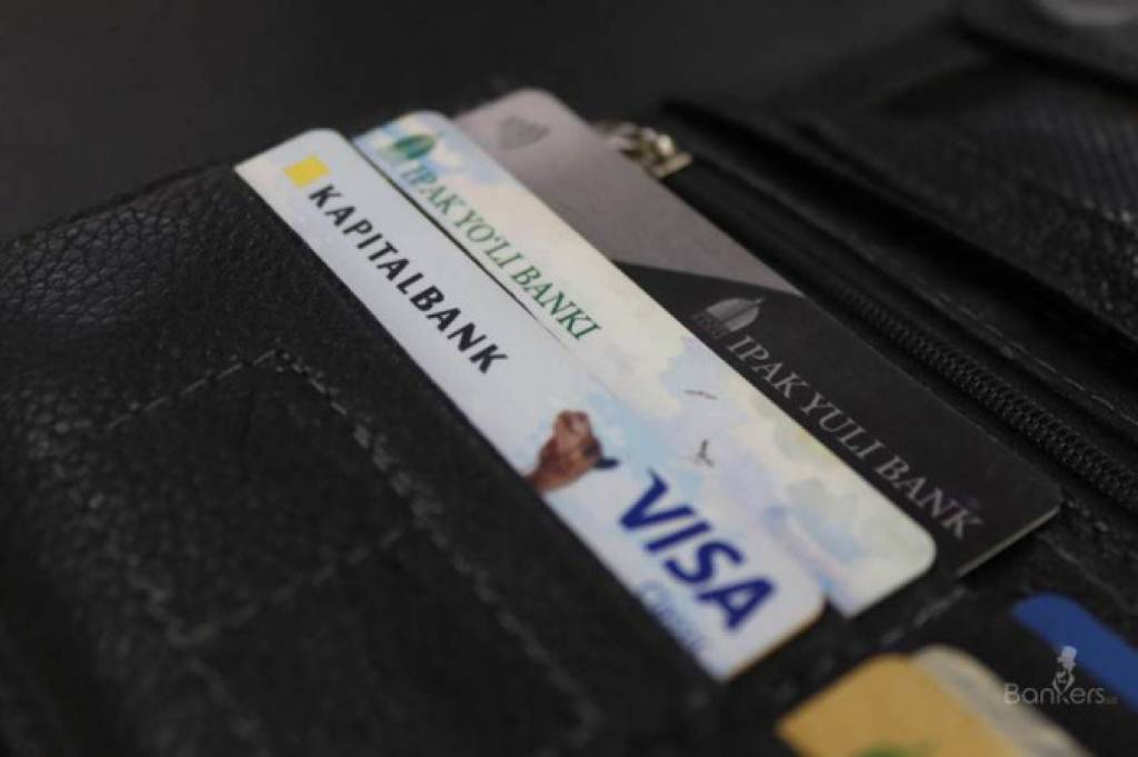 Өзбекстанда айналымдағы банк карталарының саны 71 миллионға жуықтады