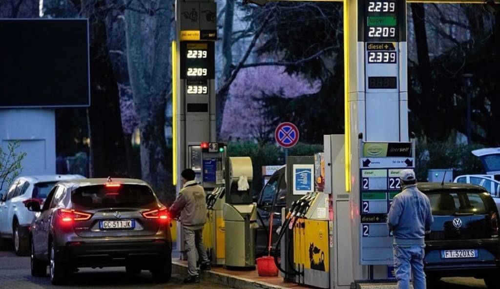 ЕИ беш давлати энергетика компанияларига юқори даромад солиғини таклиф қилди