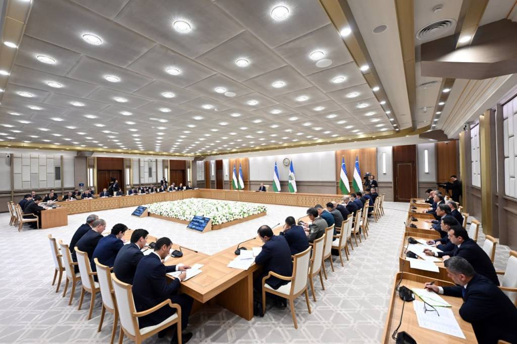 Термиз шаҳридаги 4 та ихтисослашган мактабнинг натижаси Жарқўрғондаги битта спорт мактабичалик бўла олмаяпти