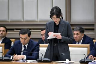 Республика ва халқаро мусобақаларда пара спортчига ҳамроҳлик қилганларга ҳар ойда спорт мактаблари тренерлари ойлигига тенг миқдорда маош тўланади