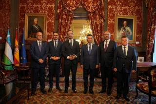 Обсуждено укрепление парламентского диалога