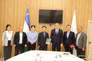 Ўзбекистон ва Жанубий Корея вакиллари синов лабораторияси лойиҳасини кўриб чиқишди