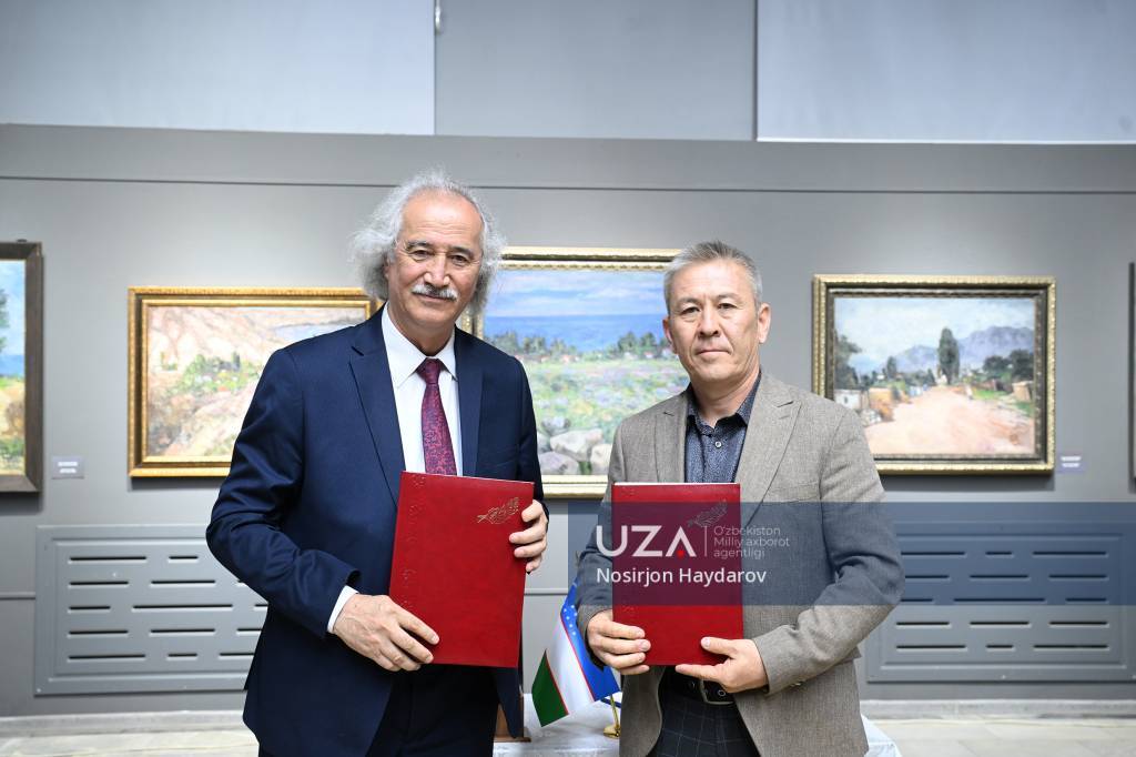 Открылась выставка работ известного кыргызского художника