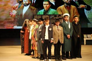 Саҳнада — мактаб театрлари: Сирдарё босқичи якунланди