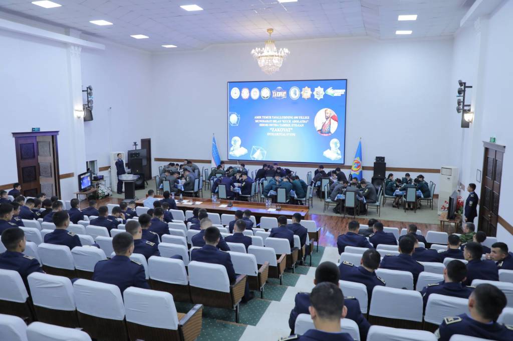 Курсантлар "Заковат"да беллашди