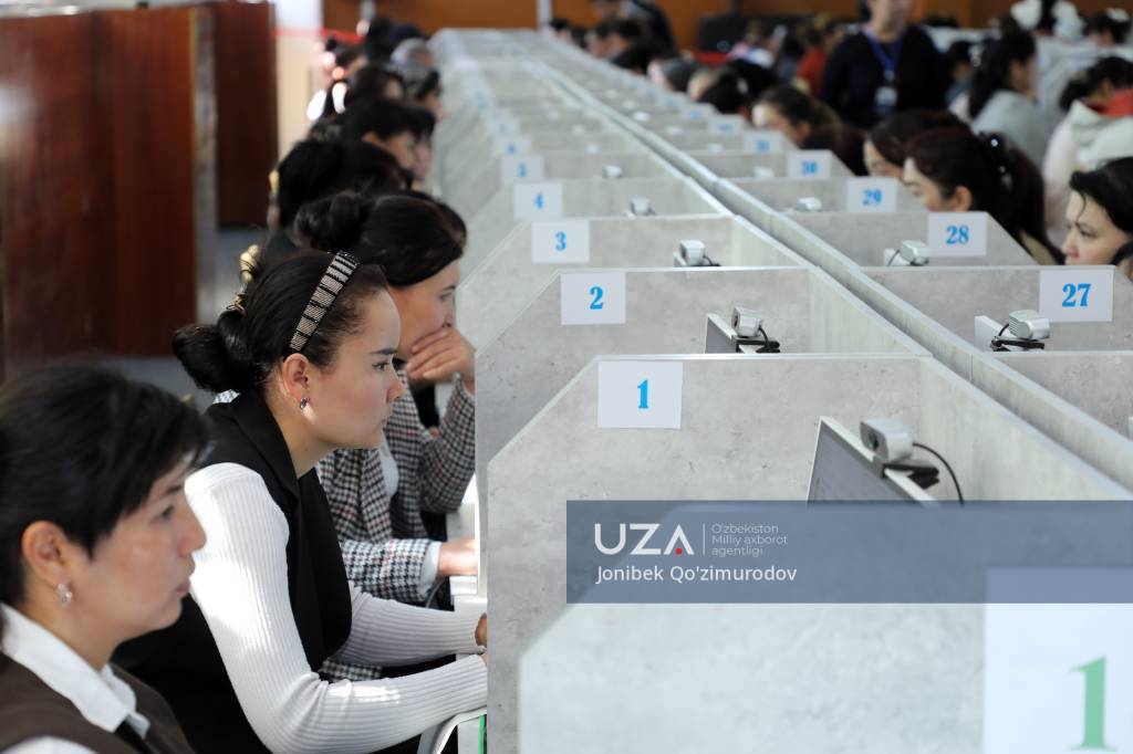 Сурхондарёда педагоглар малака тоифа синовларидан ўтмоқда