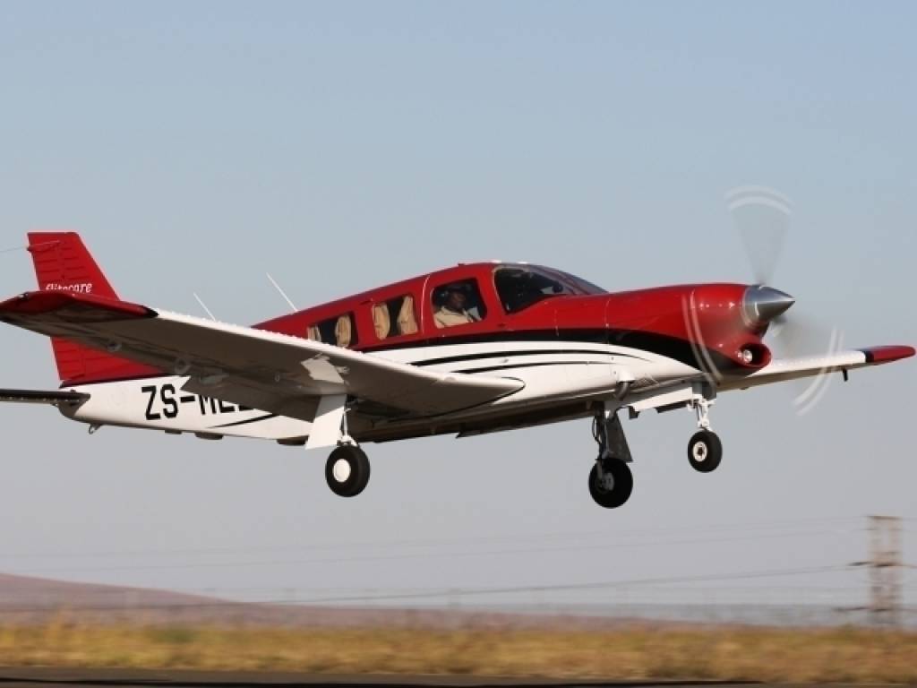 АҚШ-та ұшақ апатынан екі адам қаза тапты