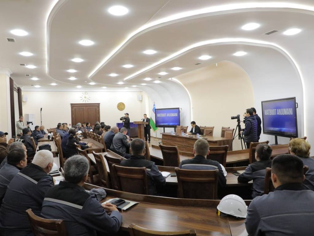 Кимё саноати: экспорт ва ички бозорда барқарор ўсиш қайд этилди