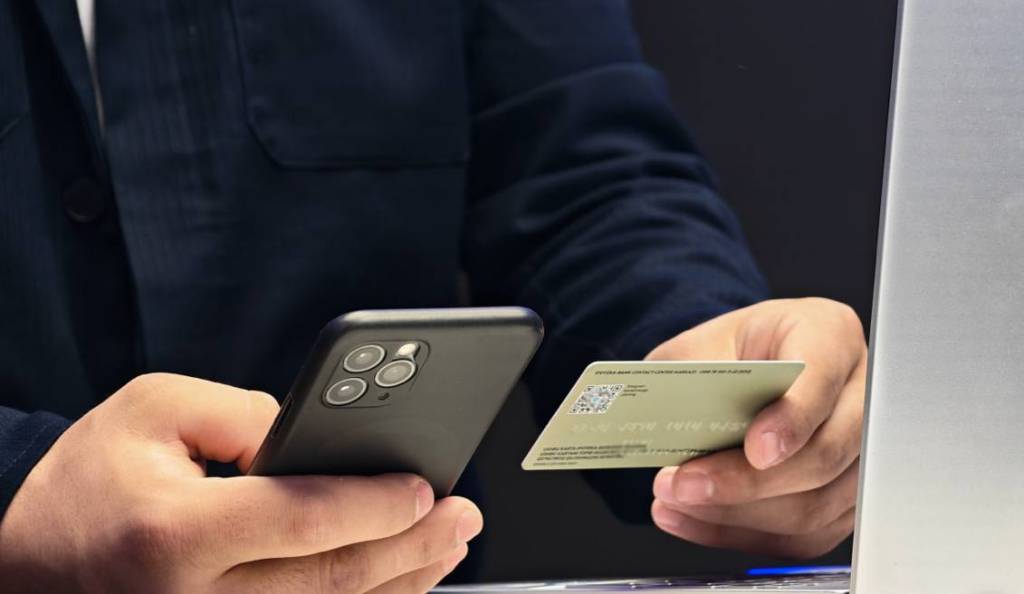 Қандай ҳолларда картага пул кирим қилишда комиссия олинмайди?