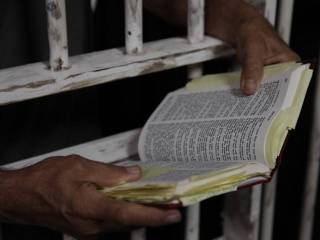 Endilikda ayrim mahbuslar kitob o‘qish orqali jazo muddatini qisqartirishi mumkin