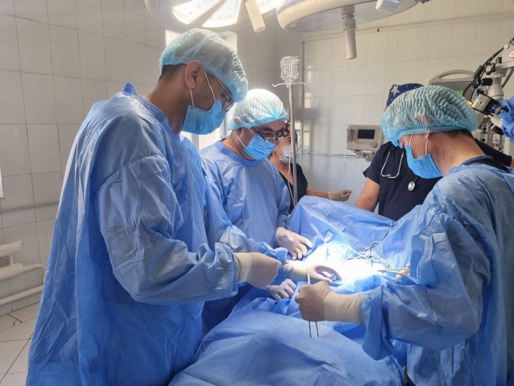 Чақалоқда мураккаб жарроҳлик амалиёти муваффақиятли ўтказилди