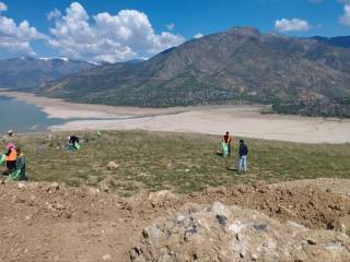 Бўстонлиқ туманидаги чиқиндилар муаммоси назоратга олинди