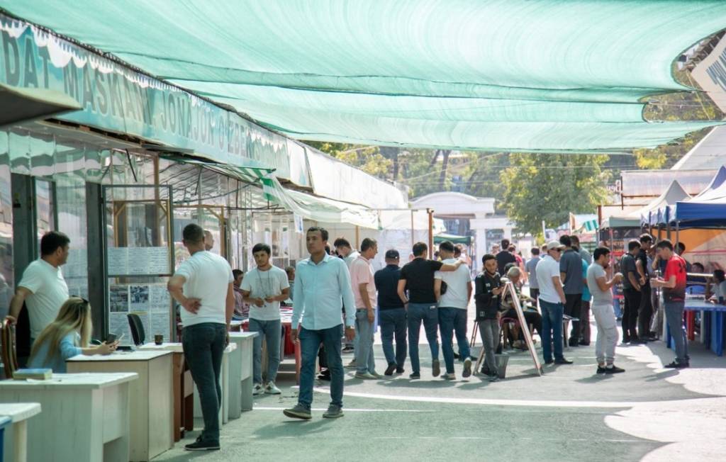 Бозор ўзгармоқда, маклер-чи?