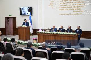 Шоир, таржимон, педагог