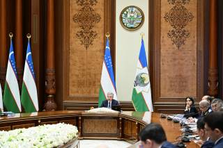 Жорий йил 1 июндан бошлаб давлат буюртмачилари фаолияти тўлиқ KPIга боғланиши, ходимларнинг ойлиги 3 карра оширилиши белгиланди