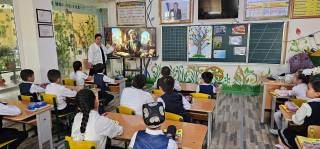 Ўқувчилар "Ибн Сино" билан мулоқот қилди