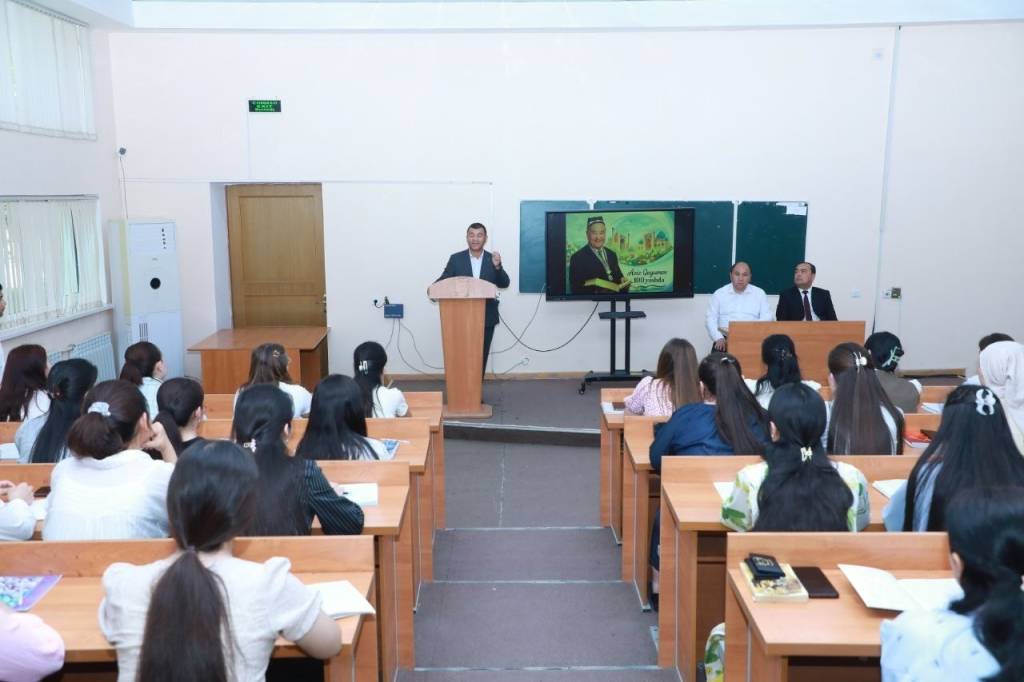 Navoiyshunos olimning 100 yilligiga bag‘ishlandi