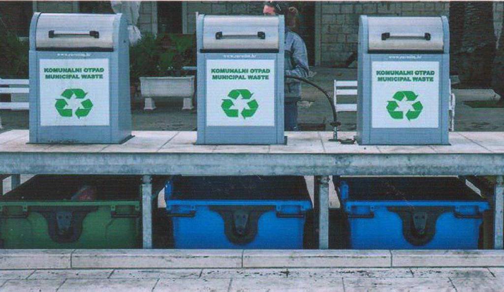 Hududlarda 14 ta chiqindilarni qayta yuklash stansiyasi qurilmoqda