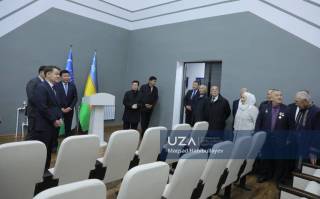 Маданият ва санъат ходимларига байрам туҳфаси