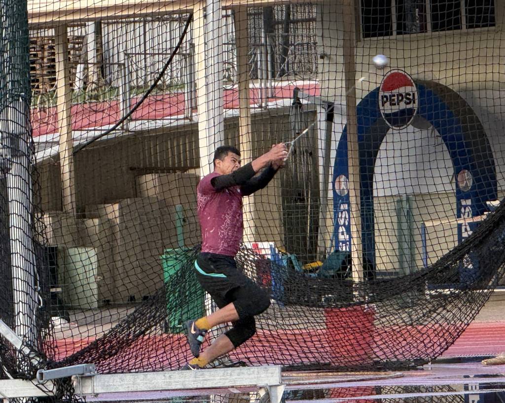 Nayza va bosqon uloqtirish bo‘yicha atletlar bahsi qizg‘in pallada