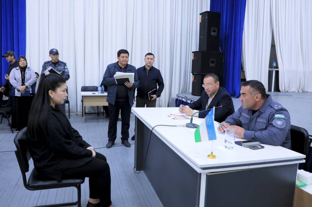 Учрашувда муаммолар ҳал этилмоқда