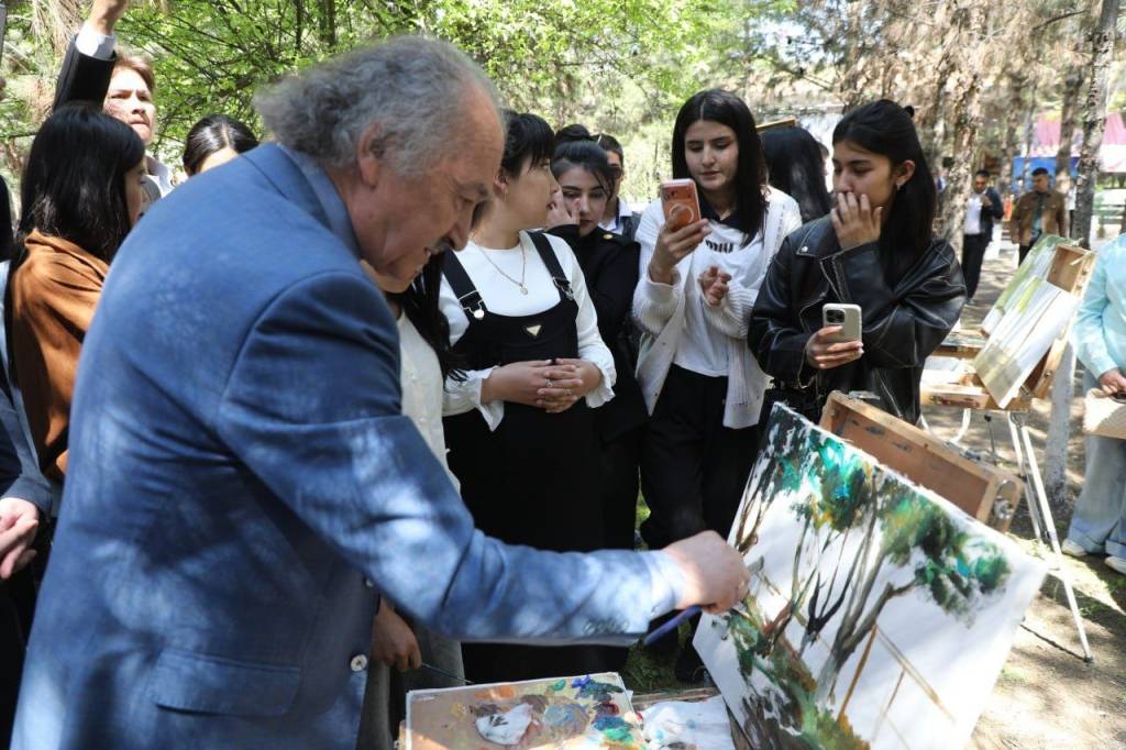 Миллий тасвирий ва амалий санъатимизни тақдим этувчи халқаро лойиҳа