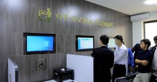 Yoshlar bilan uchrashuv