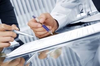 Педагогларга айрим давлат хизматларини кўрсатишда 50 фоиз чегирма берилади