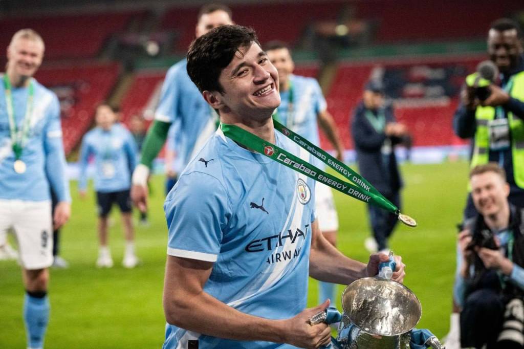 Abduqodir Husanov dunyoning 23 yoshgacha bo‘lgan TOP - 20 futbolchilari orasida joy oldi