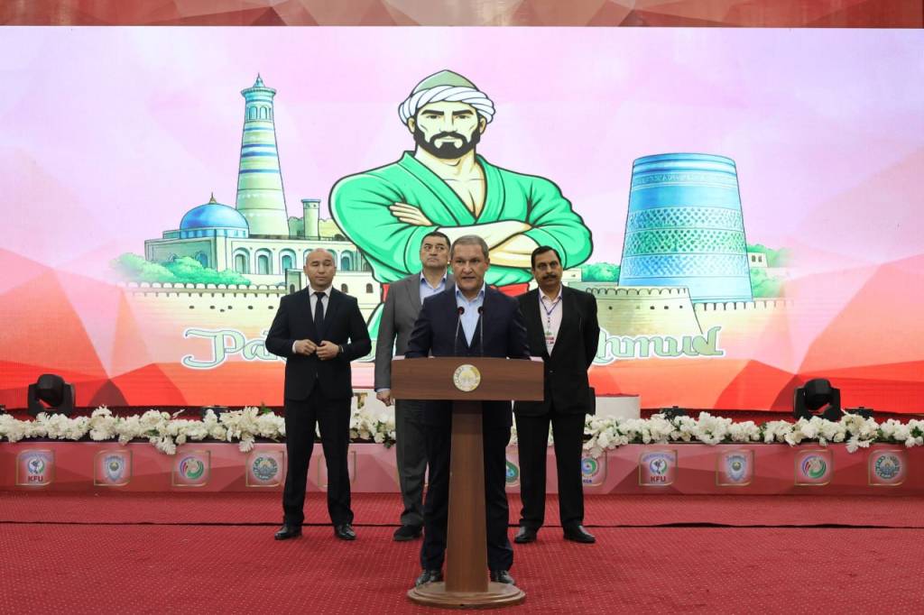 Urganchda Pahlavon Mahmud xotirasiga bag‘ishlangan Osiyo kubogi boshlandi