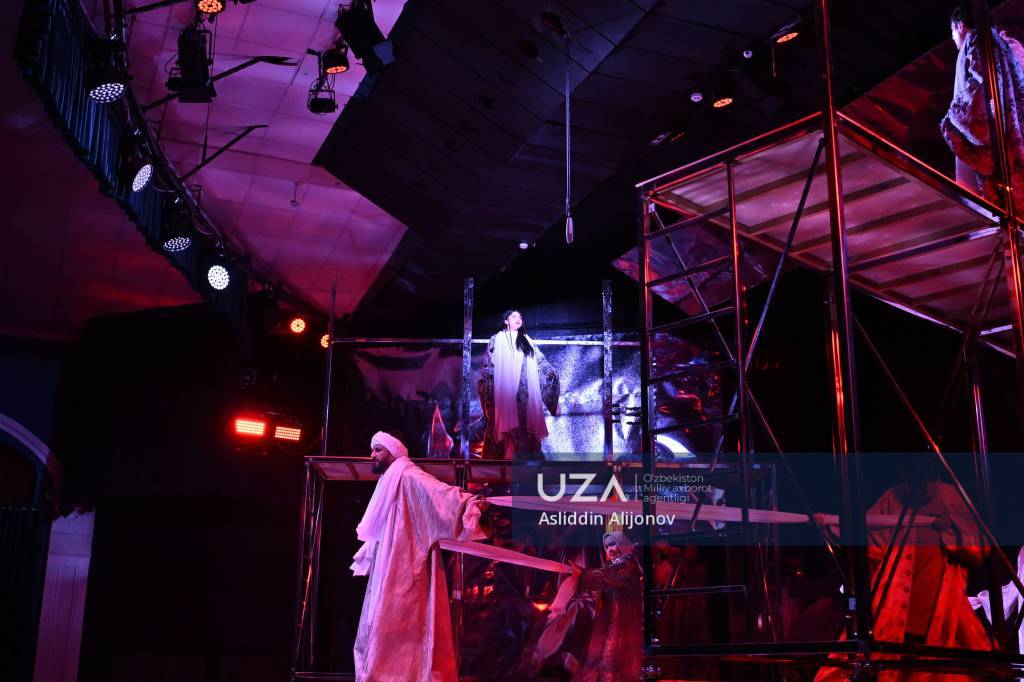 “Лайли ва Мажнун” – илоҳий ишқнинг бетакрор тараннуми