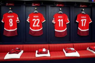 Jahon chempionatining "B" guruhidan o'rin olgan jamoalar turnirda foydalanadigan liboslarini taqdim etdi