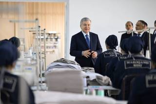 Чиқинди қутисидаги “хазина” ва дунё ҳар куни воз кечаётган беҳисоб бойлик