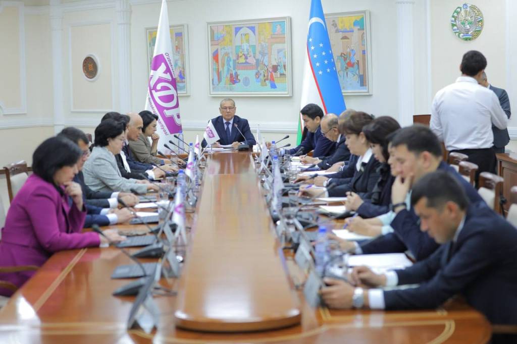 Sanoat xavfsizligiga oid qonun loyihasi muhokama qilindi