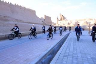 Хивада соғлом турмуш тарзини тарғиб этувчи велосайр ташкил этилди (+видео)