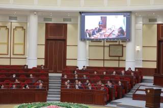 Қизириқ тумани ва Зарафшон шаҳри ҳудуди кенгайтирилмоқда