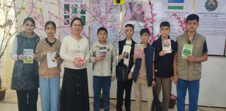 Maktab kutubxonasiga sara asarlar