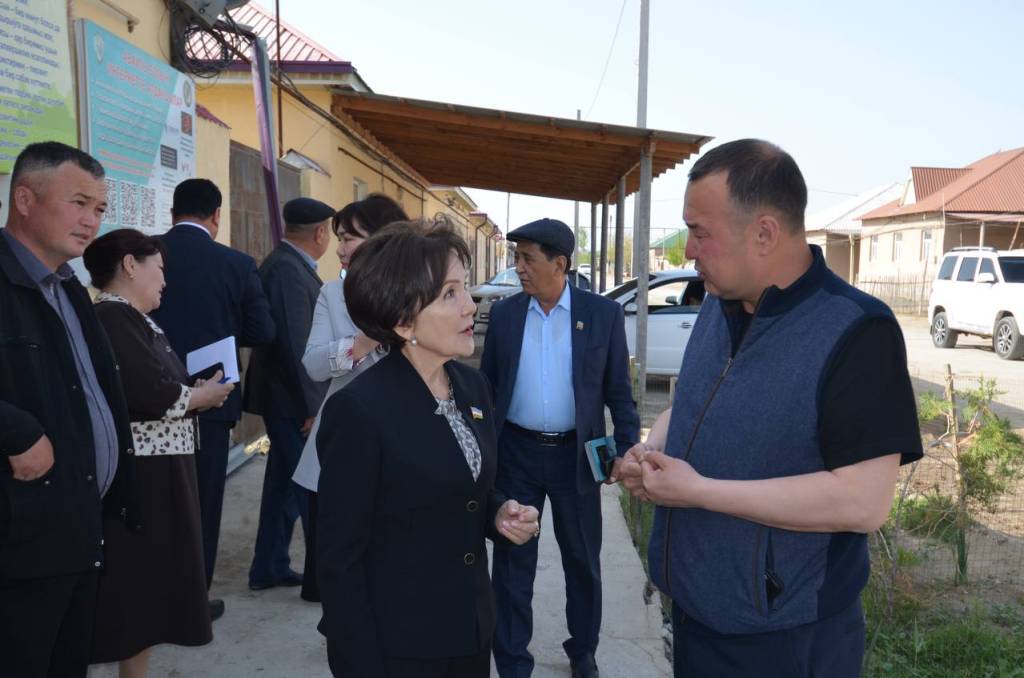 Сенатор аҳоли муаммоларини ўрганди