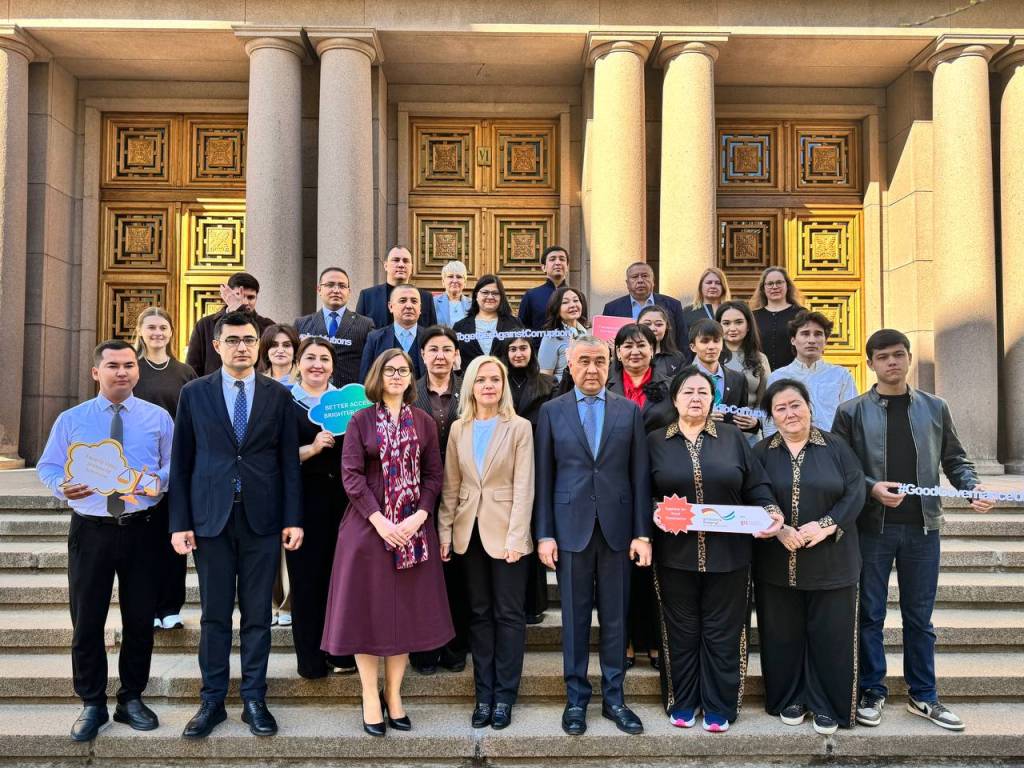 Коррупцияга қарши курашда илғор тажрибалар ўрганилмоқда