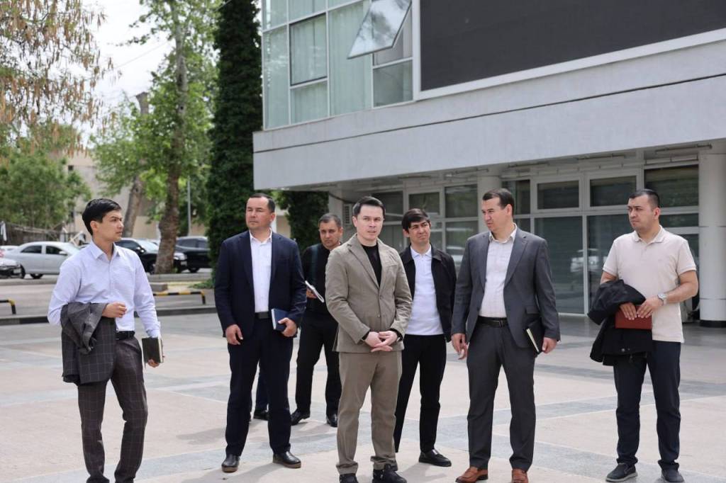 Tarixiy ob’ektlarga ruxsatsiz reklama bannerlari o‘rnatgan fuqarolarga chora ko‘rildi