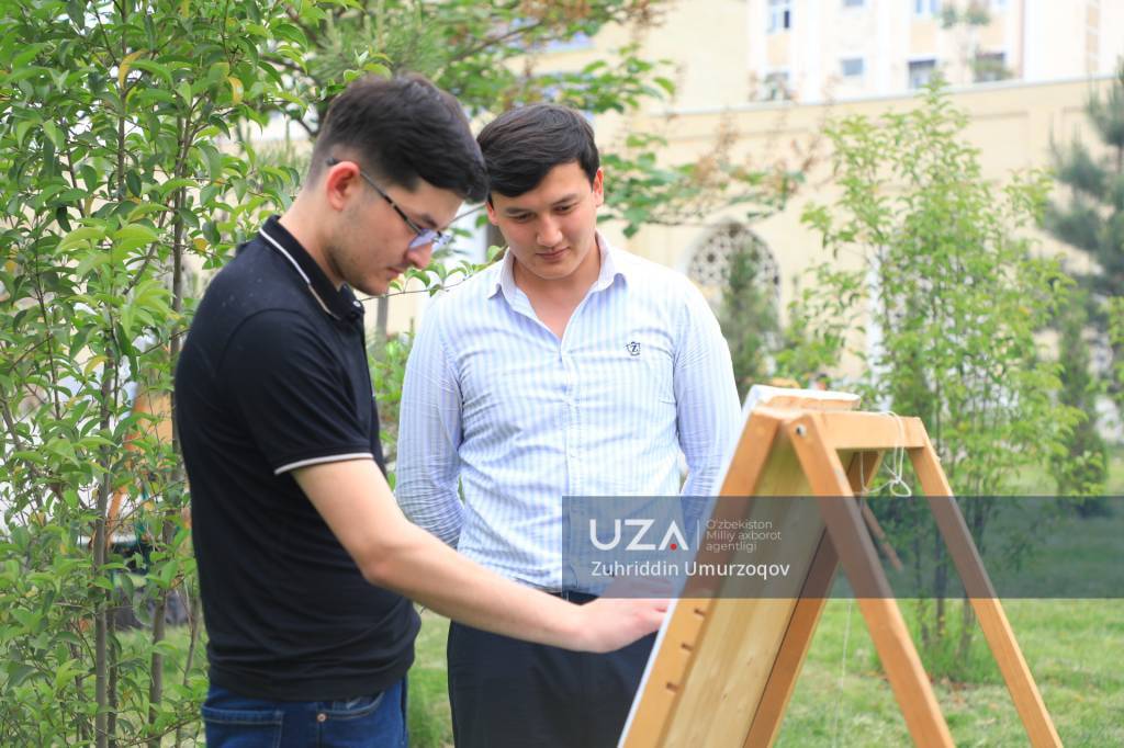 Orzular sari izlanayotgan yoshlar