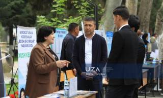 Bitiruvchilarga ish taklif etildi