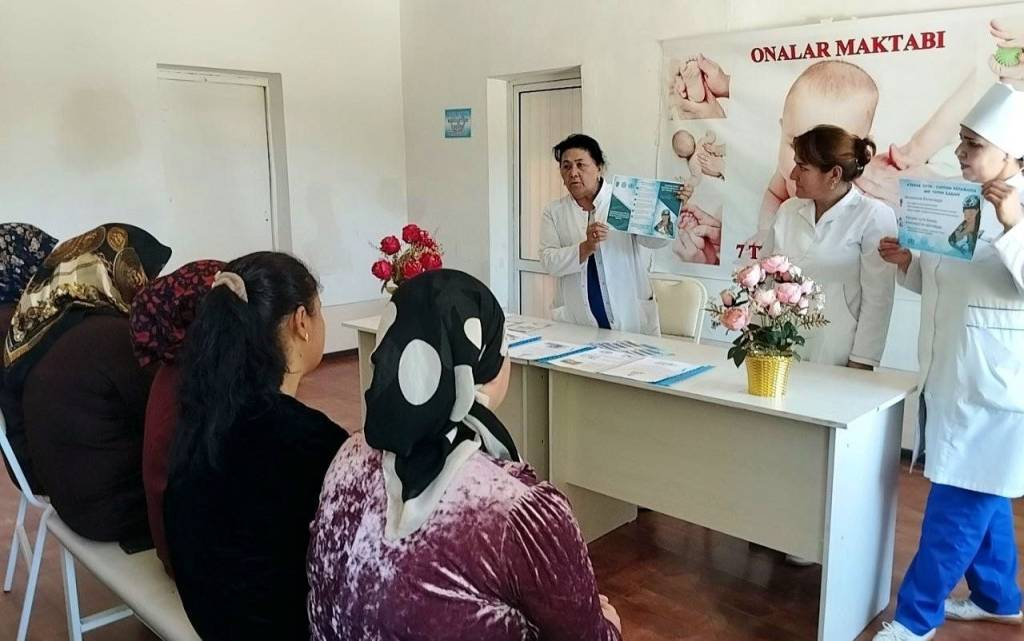 Кўкрак сути — бебаҳо хазина