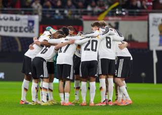 Jahon chempionatining "E" guruhidan joy olgan jamoalar turnir davomida foydalanadigan liboslarini taqdim etdi