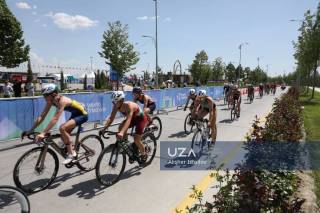 Самарқандда триатлон бўйича жаҳон чемпионати бошланди
