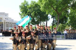 Yosh askarlar qasamyod qildi