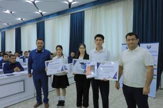 Bilimli va faol yoshlar e’tirof etildi